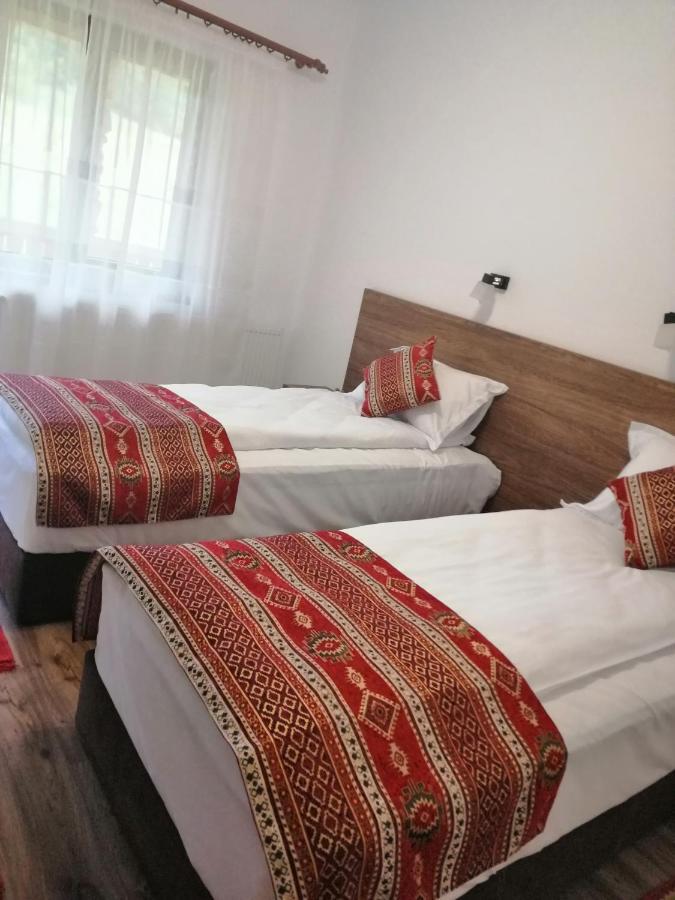 Pensiunea Plai Strabun Stramtura  Bagian luar foto